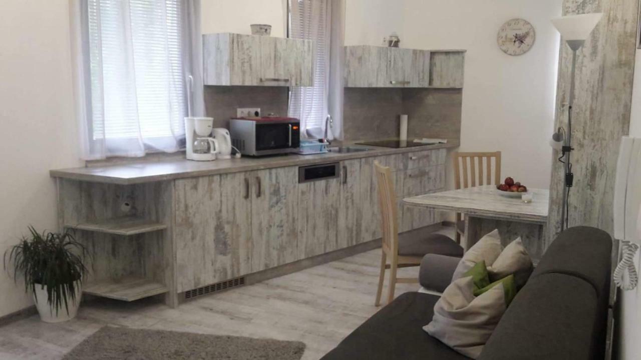 Apartman Sofia Daire Balatonfüred Dış mekan fotoğraf